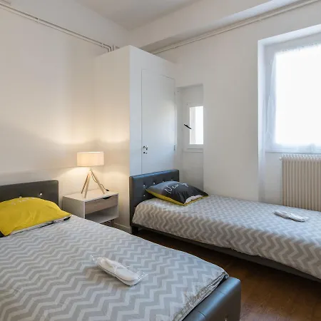 Vaste Hypercentre Appartement *
